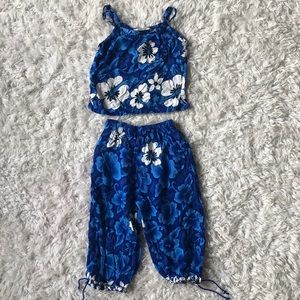 Tropical Hibiscus Print Outfit